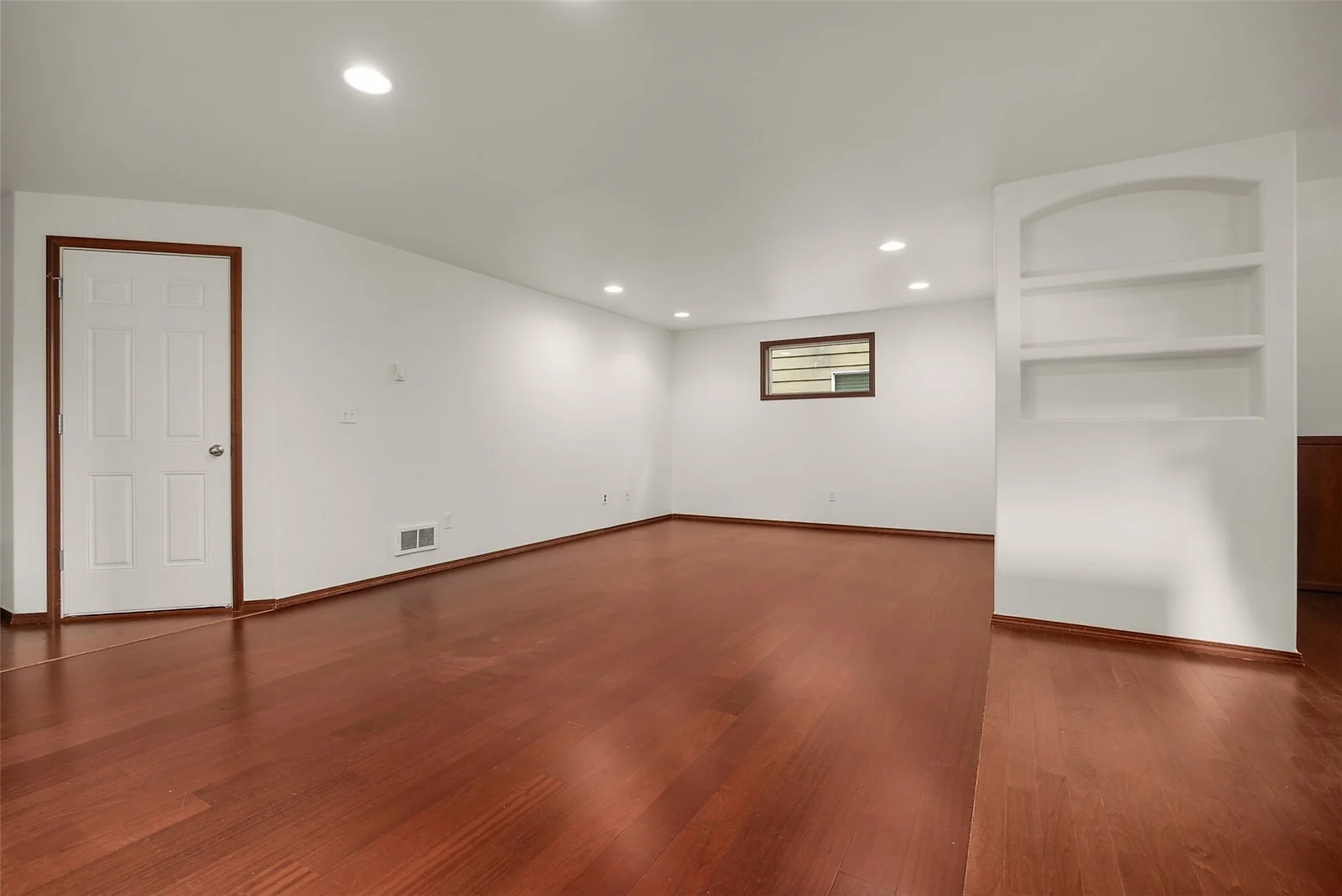 Additional listing photograph of 14521 49th Drive NE, Marysville