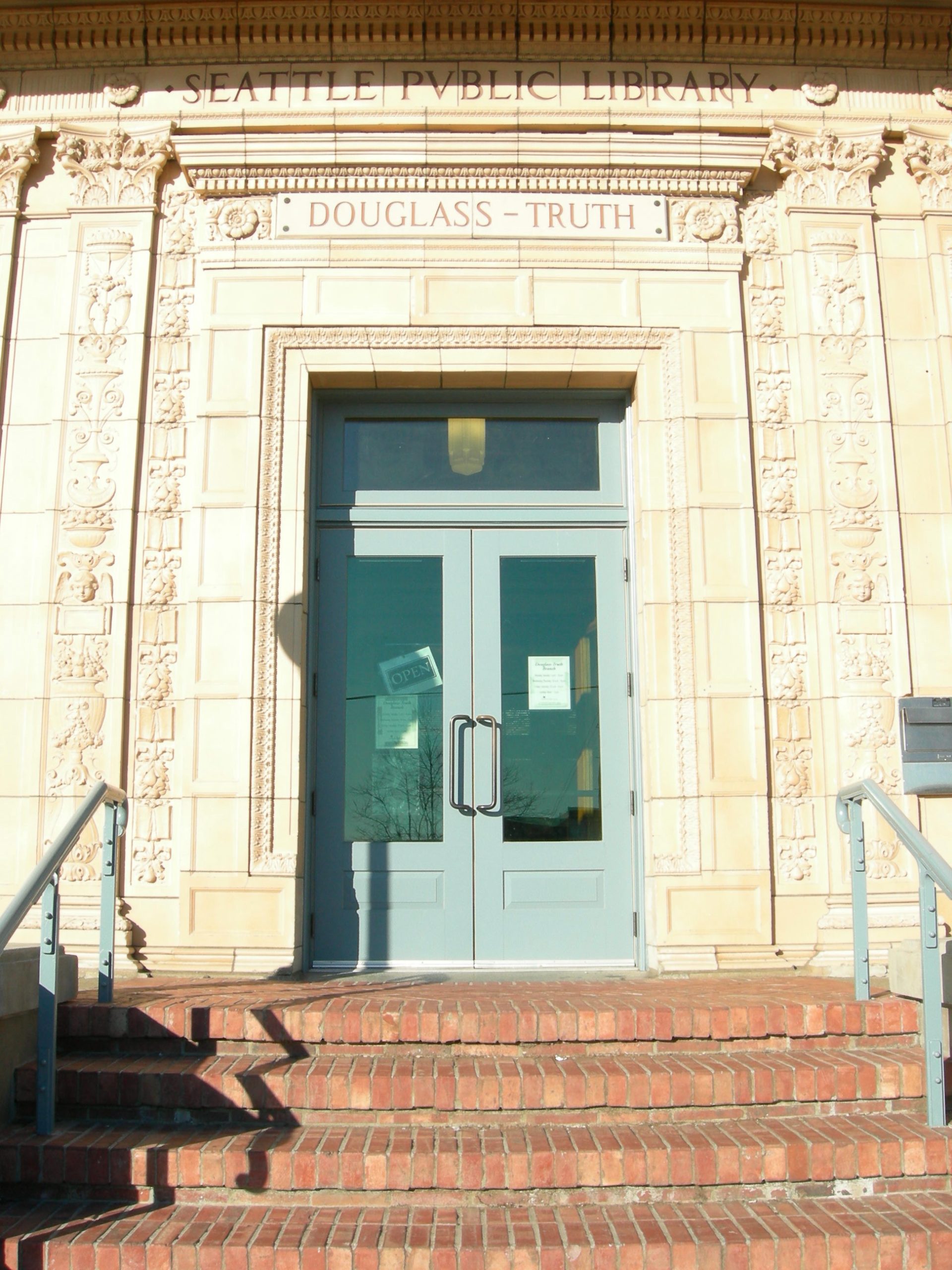 Archival February 4, 2007 photograph: Douglass-Truth Library entrance